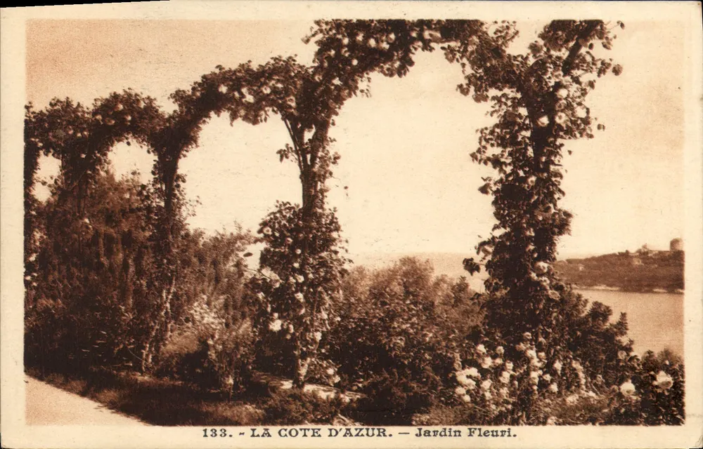 A Costa do Azul — Jardim Florido — Editor: Batan e Maître, n° 133 - Frente