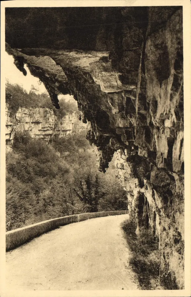 Gorges du Loup — A-M. — Éditions d'Art Yvon, Paris - Vorderseite