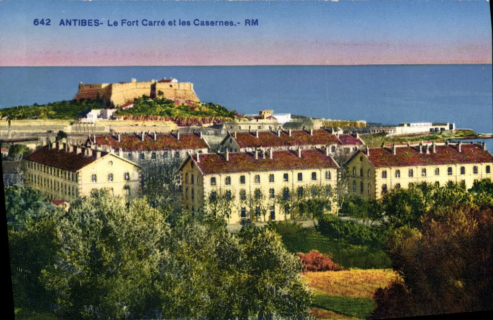 Antibes - Der Fort Carré und die Kasernen - RM - Vorderseite