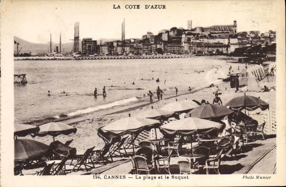 Cannes — Die Strandpromenade und der Suquet — Foto Munier - Vorderseite