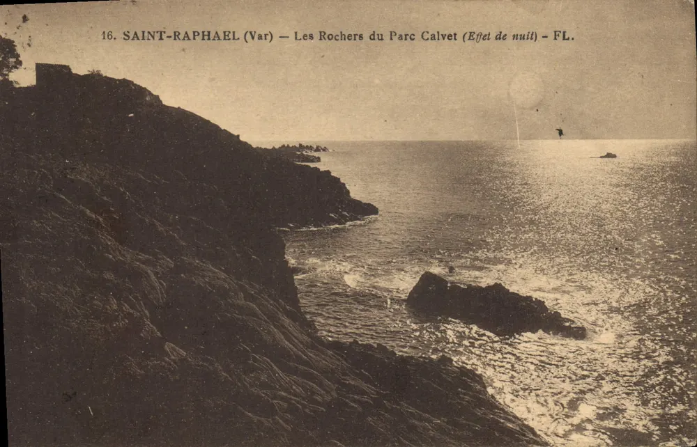 Saint-Raphaël (Var) — Die Felsen des Parc Calvet (Nacht-Effekt) — FL. - Vorderseite