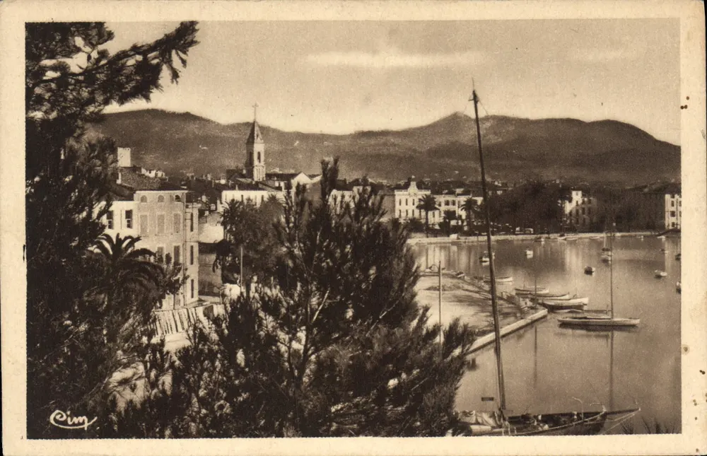 Sanary-sur-Mer — Blick auf den Hafen — Cim - Vorderseite