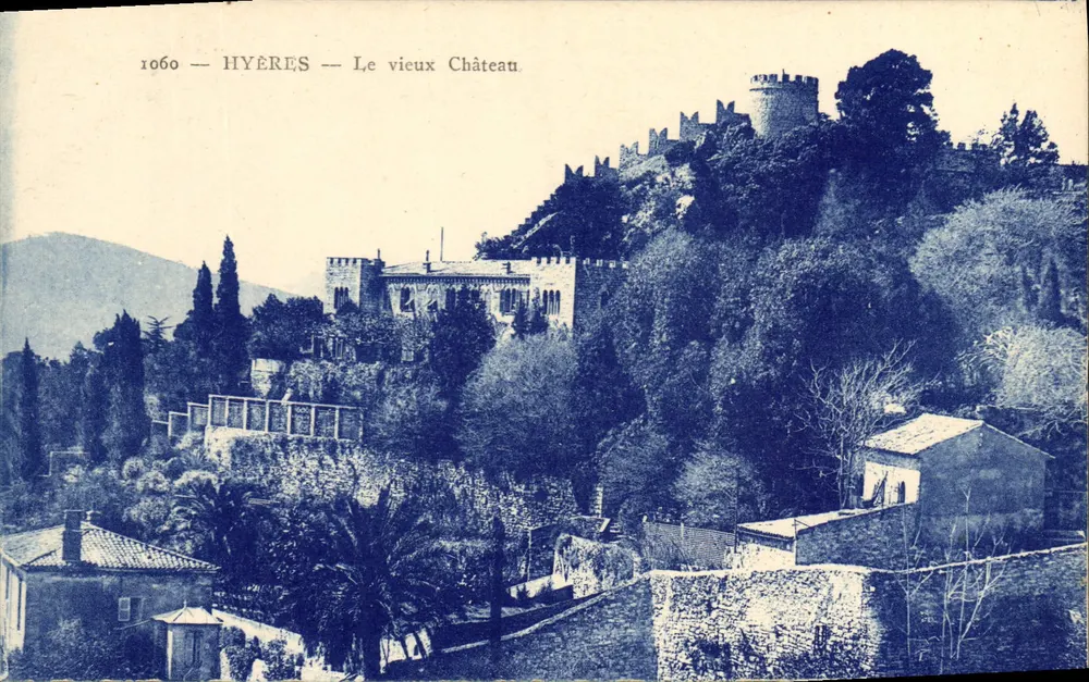 Hyères — O velho Castelo — editor Ph. A.D. (Sant-Roch) - Frente