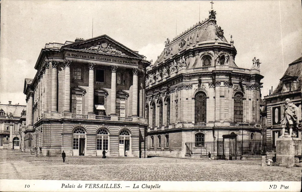 Palácio de VERSAILLES — A Capela — ND Phot - Frente