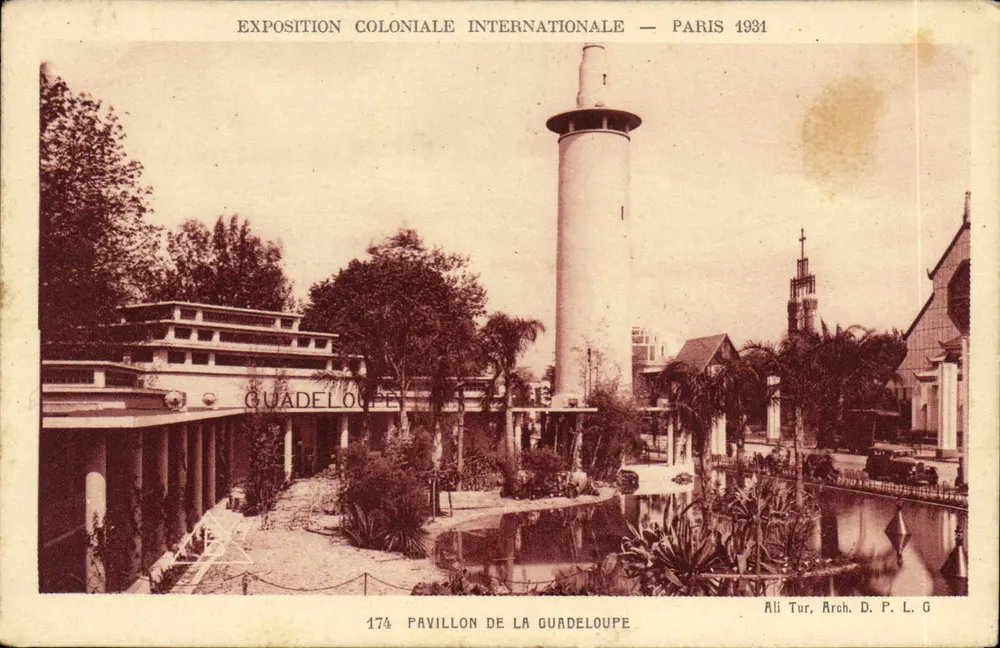 Pavillon der Guadeloupe — Internationale Kolonialausstellung — Paris 1931 — Ali Tur, Arch. D.P.L.G. - Vorderseite
