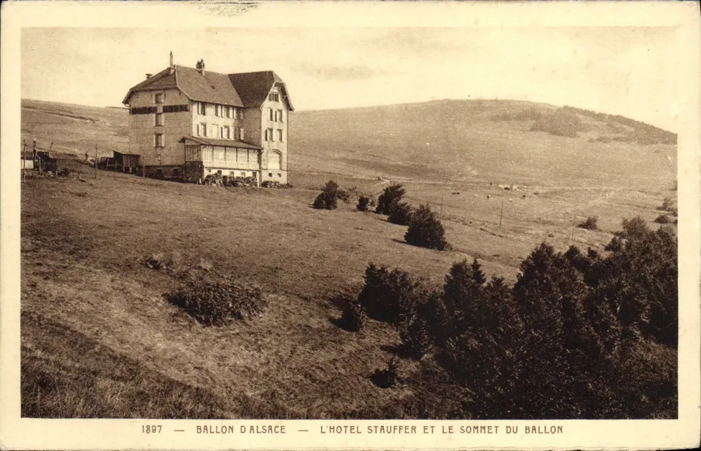 Ballon d'Alsace — Das Hotel Stauffer und der Gipfel des Ballons — Verleger Braux & Cie, Dornach - Vorderseite