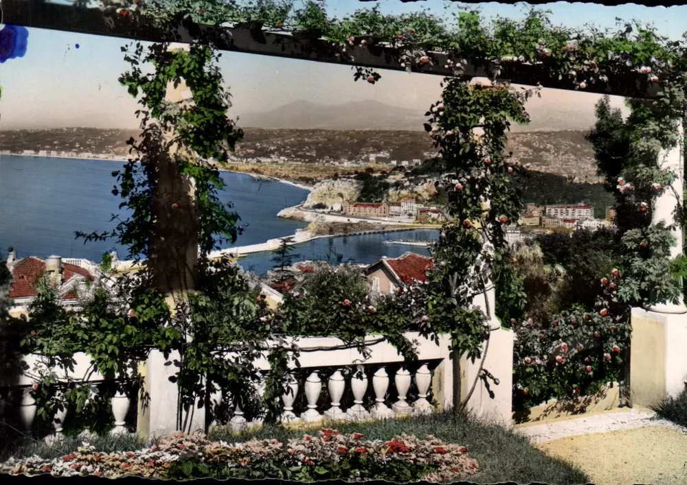 Die Côte d'Azur — Ansicht zwischen den blühenden Pergolen — L. Gilletta & Cie - Vorderseite