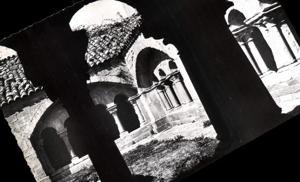 Ganagobie (B.A.) — Cloître do XIIº século (Mon. histor.) — A. Tardy, Marselha - Frente