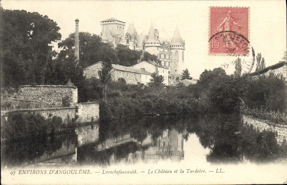 Larocheboucauld — Schloss und der Fluss Tardoire — LL. - Vorderseite