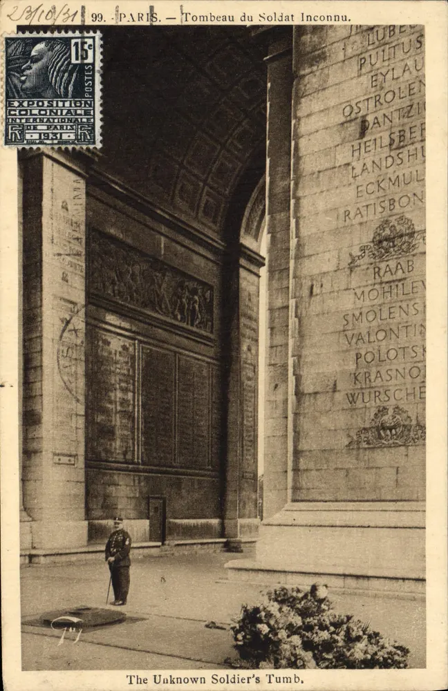 Paris — Túmulo do Soldado Desconhecido — Exposição Colonial Internacional 1931 - Frente