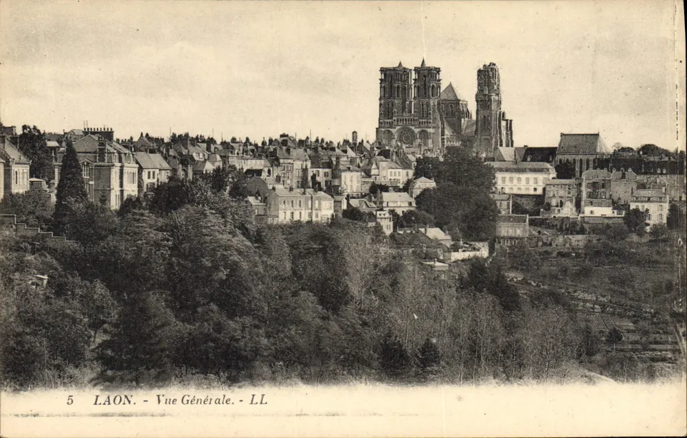 Laon - Vista Geral - LL - Frente