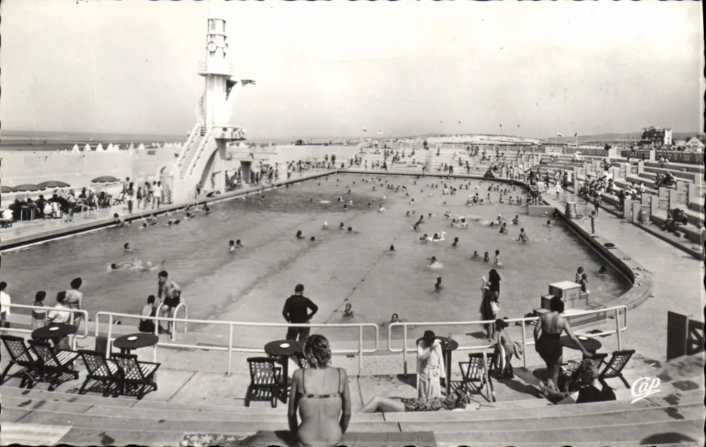 A piscina de Le Touquet-Paris-Plage — vista panorâmica — Cap - Frente