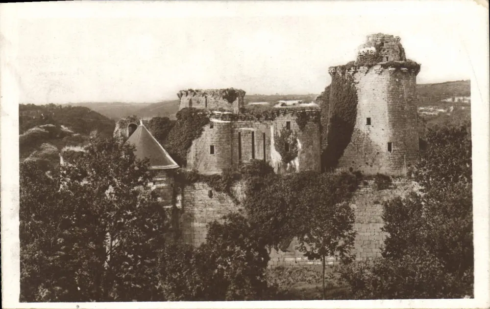 Tonquedec (C.-du-N.) — Das Schloss — Gesamtansicht — Südseite - Vorderseite