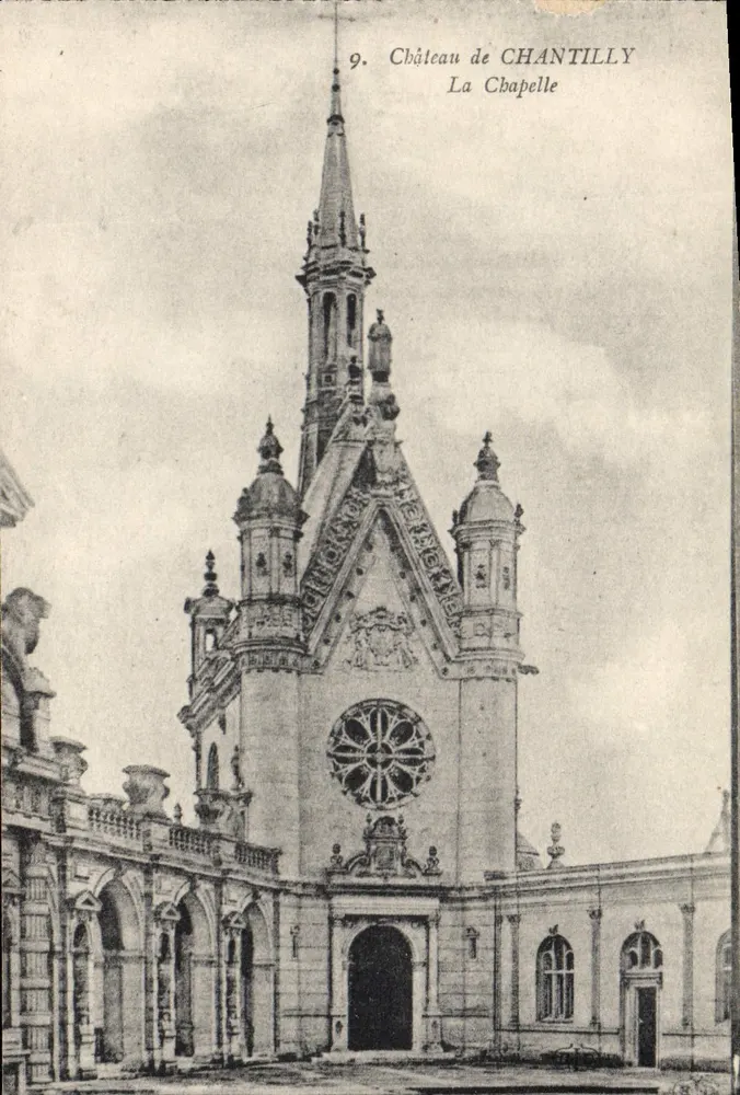 Castelo de Chantilly — A Capela — n°9 - Frente