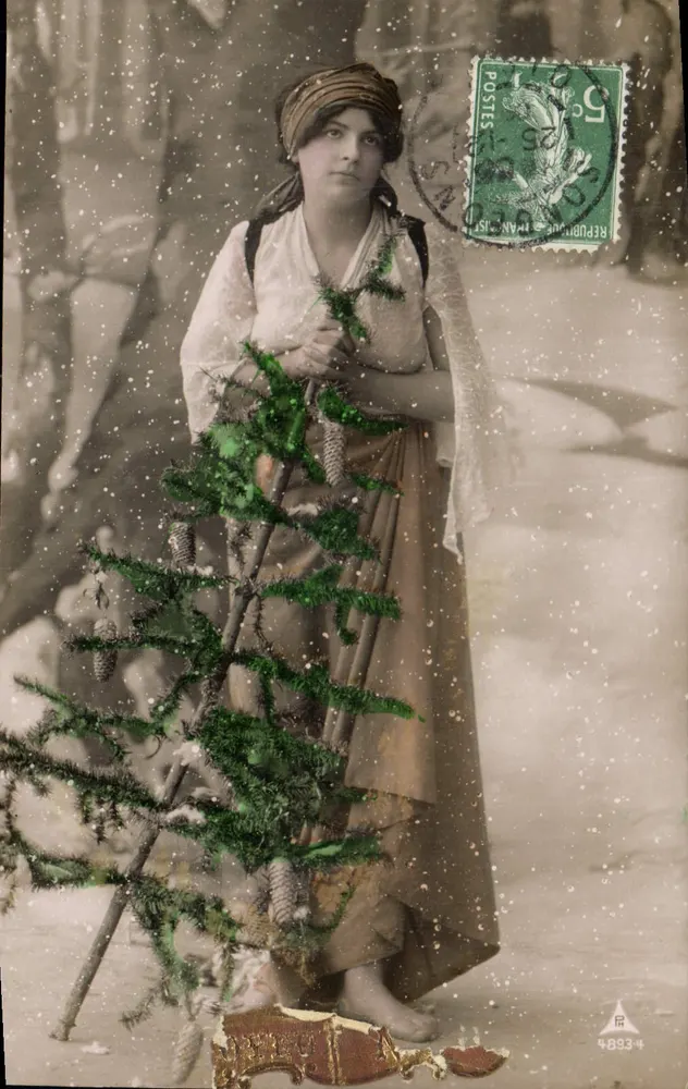 Frau im Turban, der einen Weihnachtsbaum hält — schneebedeckte Szene — unbekannter Verlag, Nr. 4893 - Vorderseite