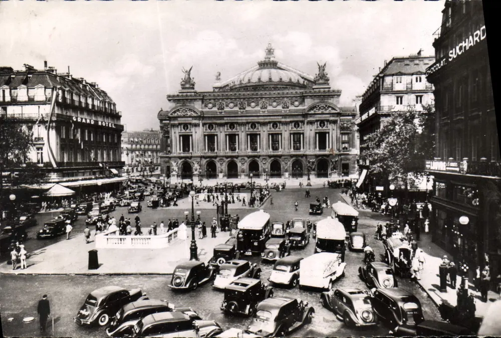 Praça da Ópera — Paris — Edições O.P. Paris - Frente