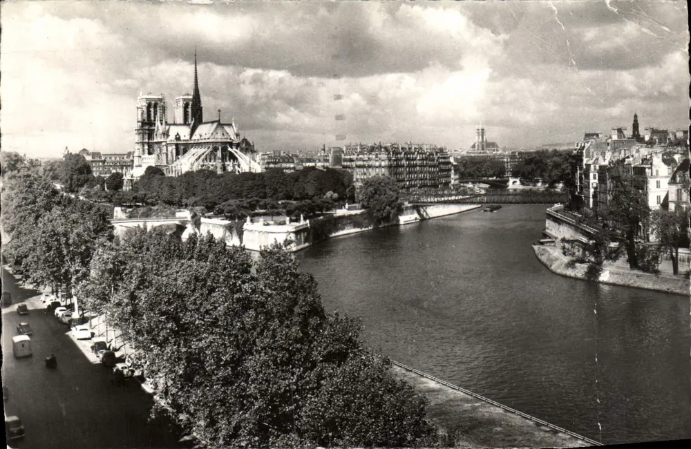 Paris — A Sena e a Notre-Dame — Éditions du Globe, n°174 - Frente