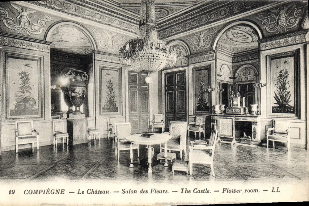 Compiègne — O Castelo — Sala das Flores — LL - Frente