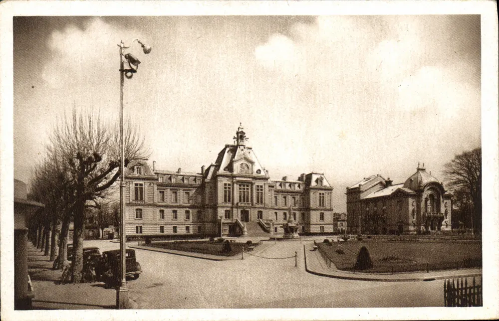Évreux (Eure) — Rathaus und Theater — Verlag Édit. d'Art Belfrance, Caen - Vorderseite