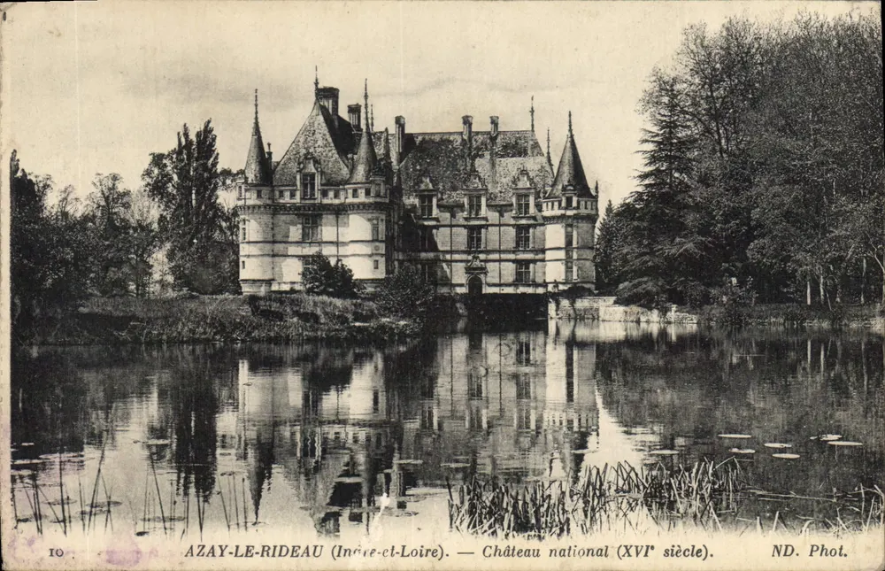 Azay-le-Rideau (Indre-et-Loire) — Nationales Schloss (16. Jahrhundert) — ND. Phot. - Vorderseite