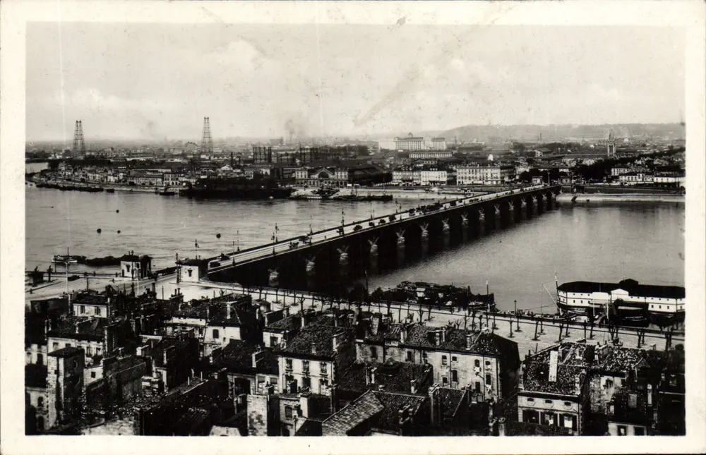 Bordeaux — Panorama aus der Tour Saint-Michel — Verlag P. RALPH - Vorderseite