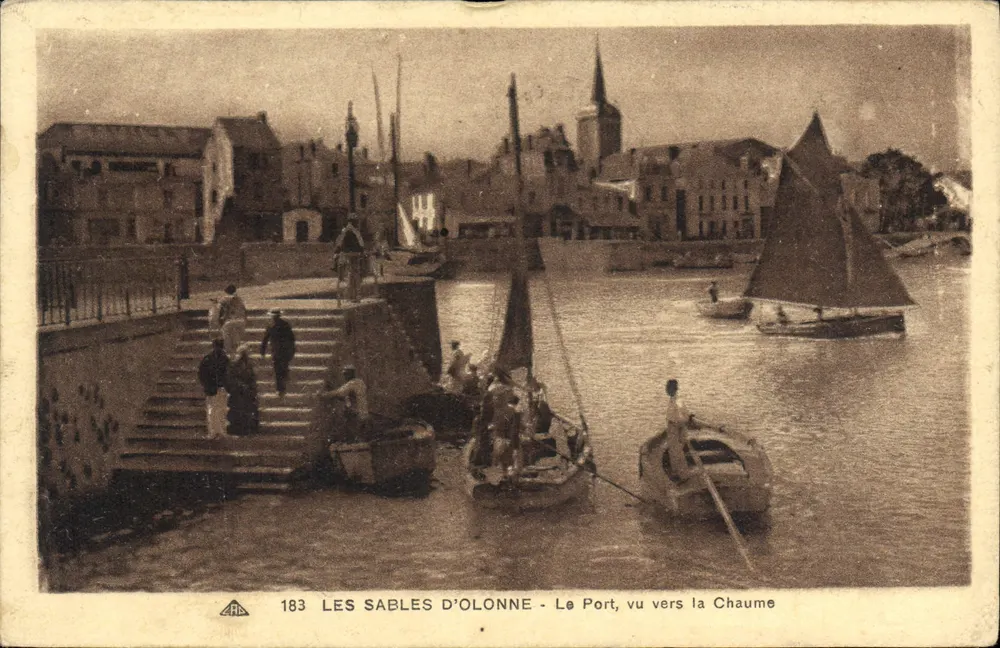 Les Sables d'Olonne - Der Hafen vom Chaume aus gesehen — Verleger A.P.A. Nr. 183 - Vorderseite