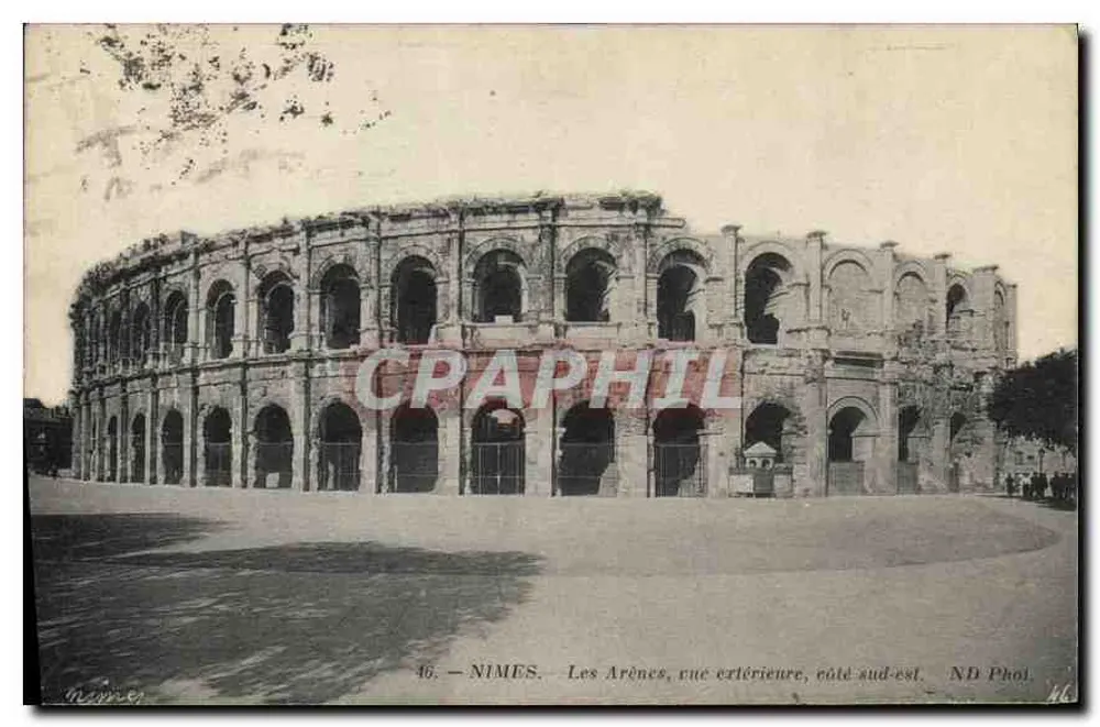 Nîmes — Die Arenen, äußere Straße, Südostseite — ND Fotografie, n° 46 - Vorderseite