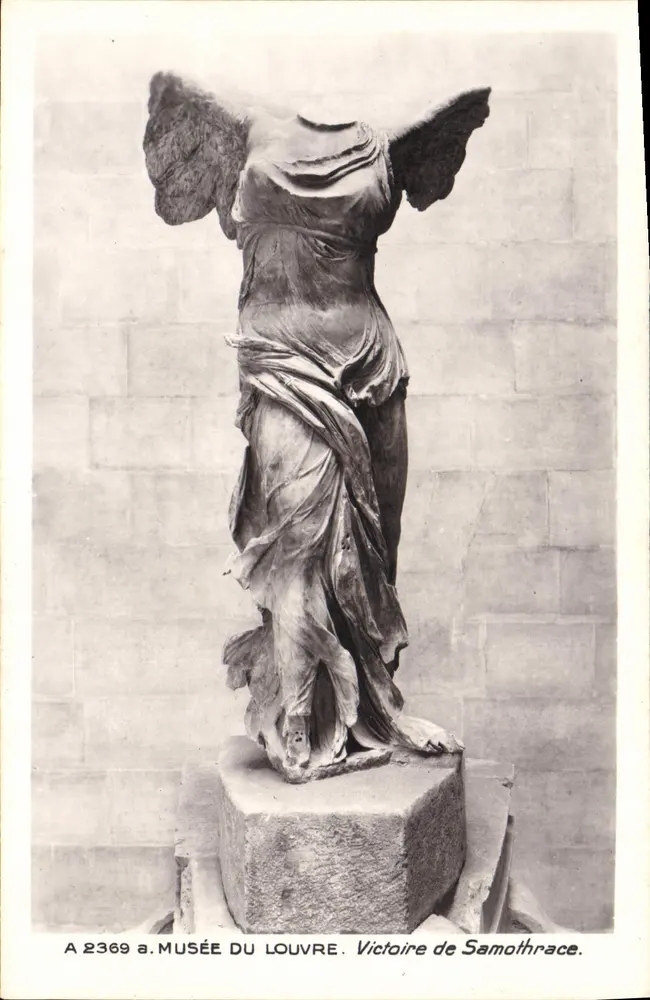 Vitória de Samotrácia — Museu do Louvre — Edição dos Museus Nacionais - Frente