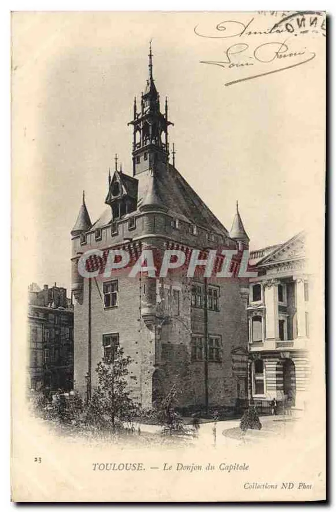 Toulouse — O Donjon do Capitole — Collections ND Phot - Frente