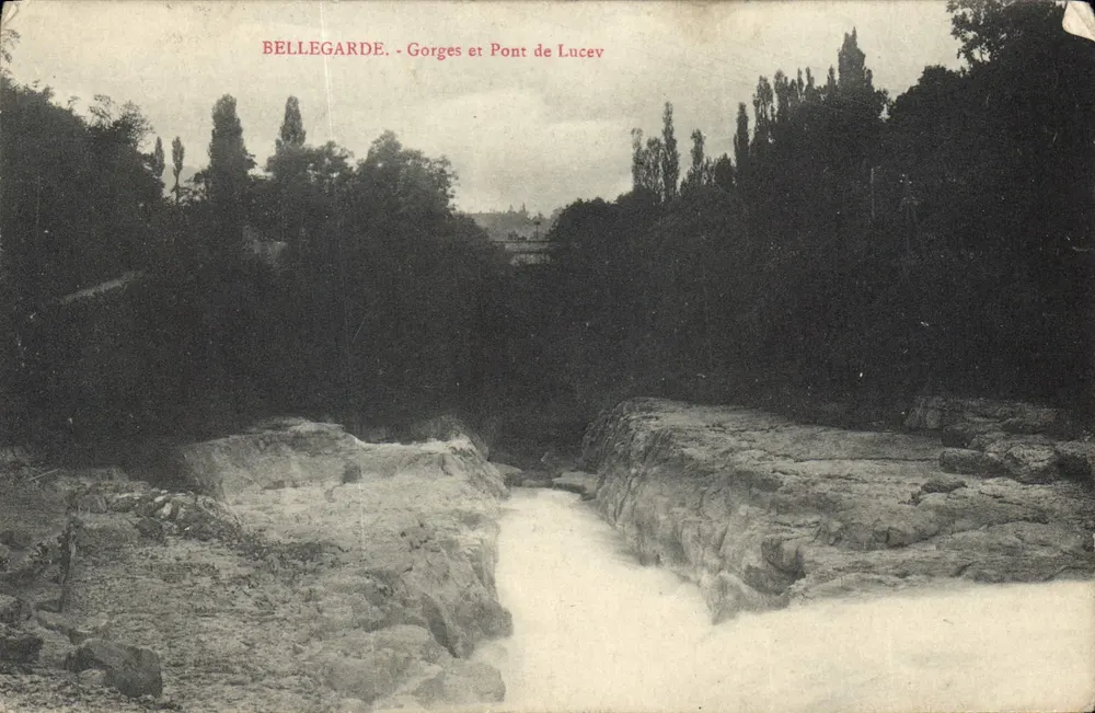Bellegarde - Gorges e Ponte de Lucev — Carte postal antiga - Frente