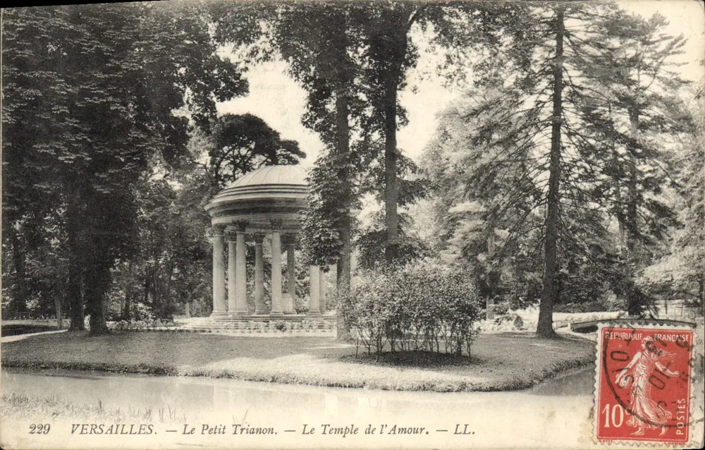 Versailles — O Petit Trianon — O Templo do Amor — LL. — n° 229 - Frente