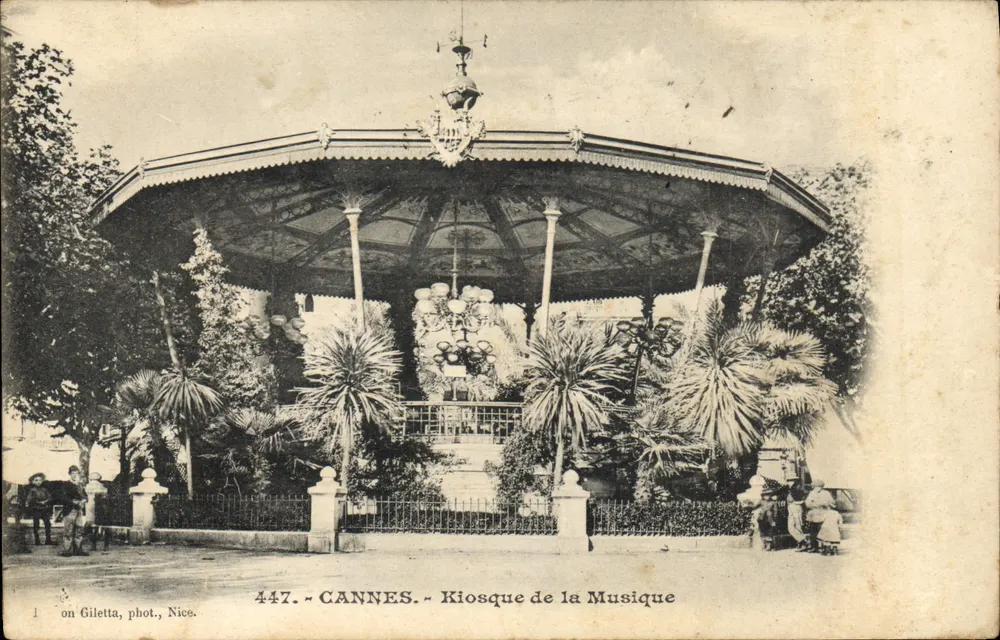CANNES - Kiosque da Música — fot. Giletta, Nice, n° 447 - Frente