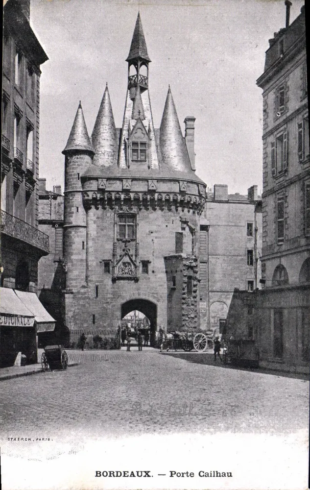 Bordeaux — Porte Cailhau — Staerck, Paris - Frente