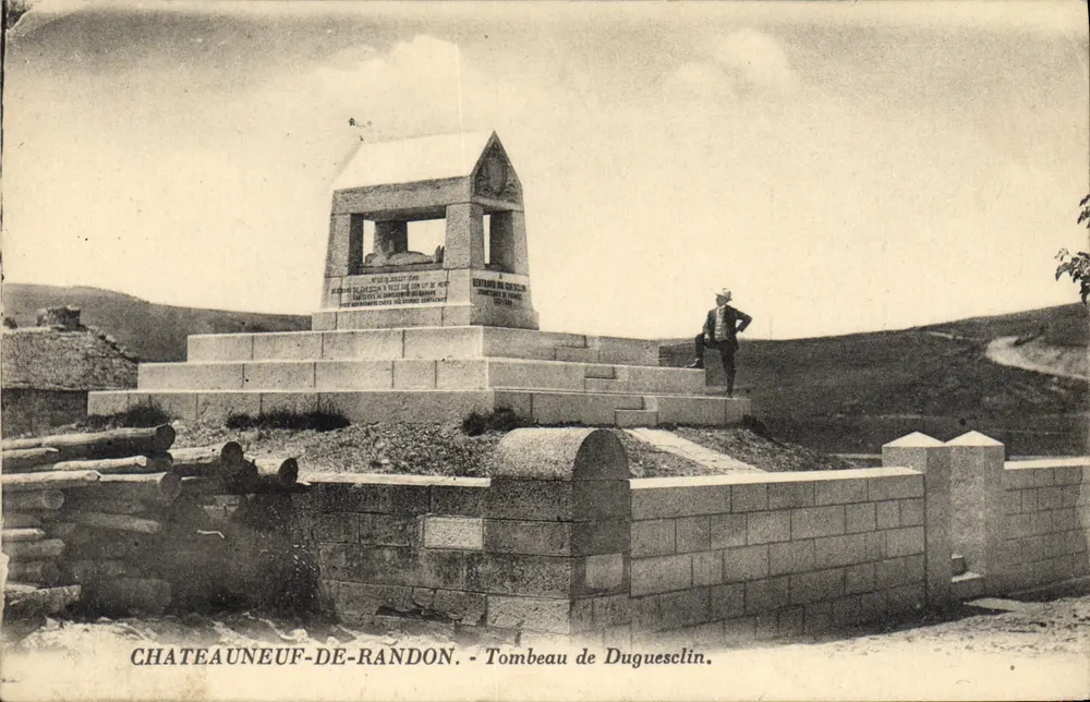 Châteauneuf-de-Randon - Tumba de Duguesclin - Anverso