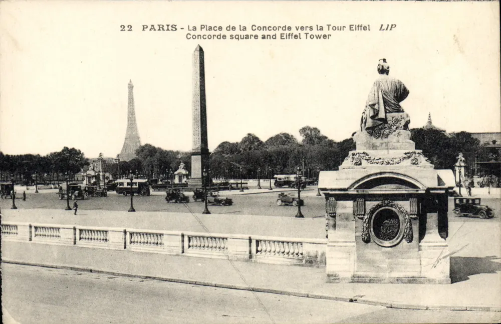 Paris - A Place de la Concorde em direção à Torre Eiffel — LIP - Frente