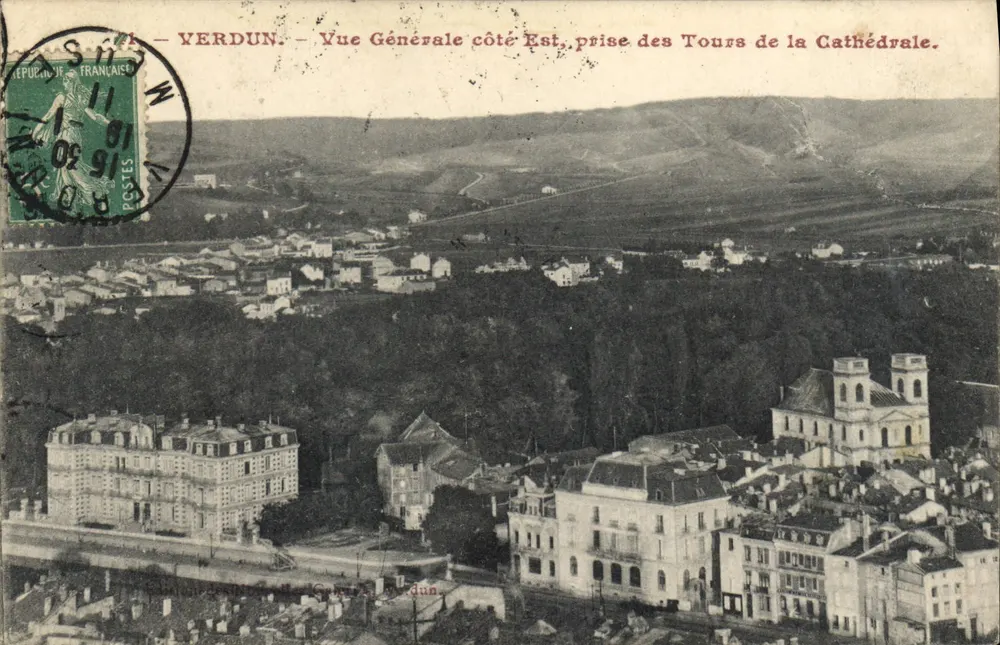 Verdun — Allgemeiner Blick von der Ostseite, aufgenommen von den Türmen der Kathedrale — Verlag: Maison des Bains de Verdun - Vorderseite