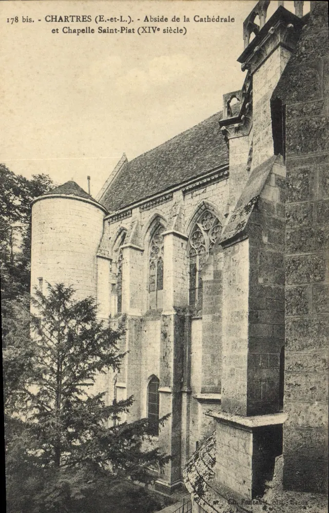 Chartres (E.-et-L.) - Apse der Kathedrale und Kapelle Saint-Piat (14. Jahrhundert) - Vorderseite