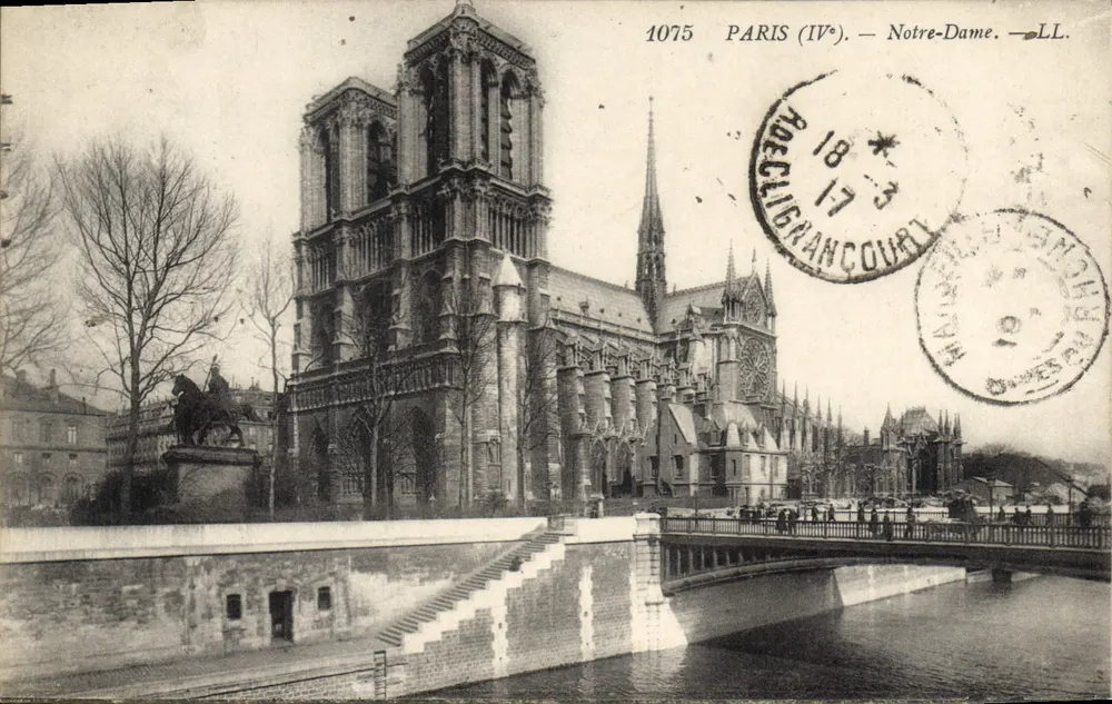 पेरिस (IVe) — नोट्र-डम — LL. — संख्या 1075 - आगे