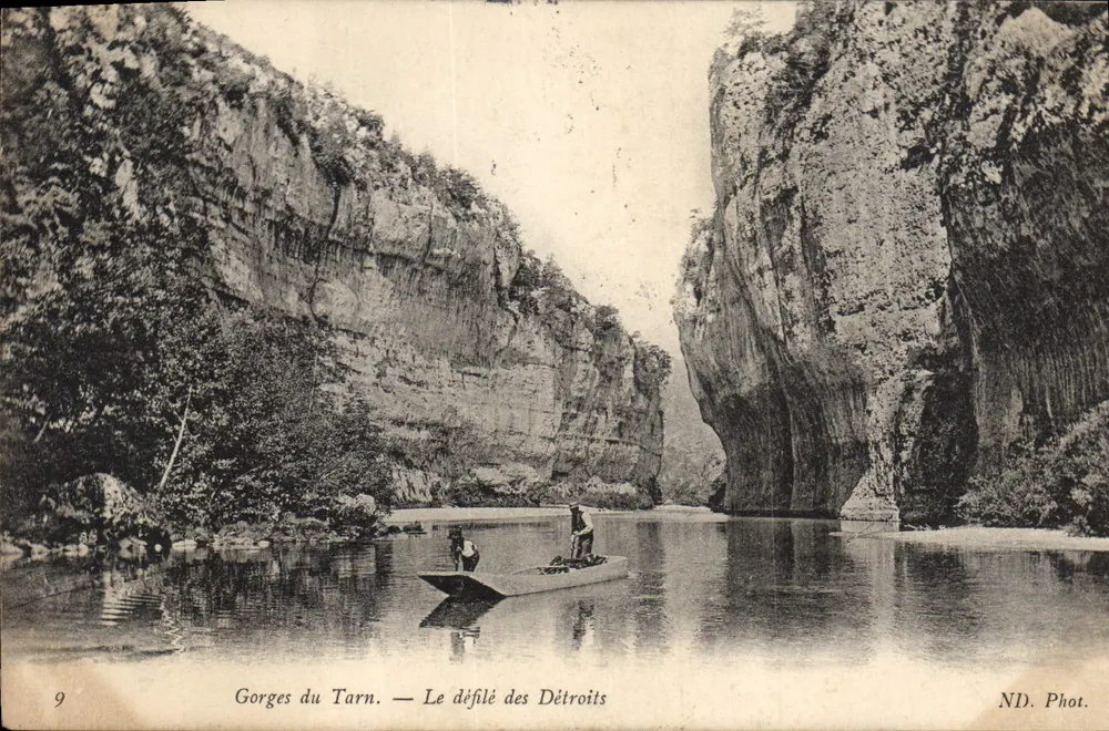 Gorges do Tarn — O desfiladeiro dos Détroits — ND. Fot. n°9 - Frente