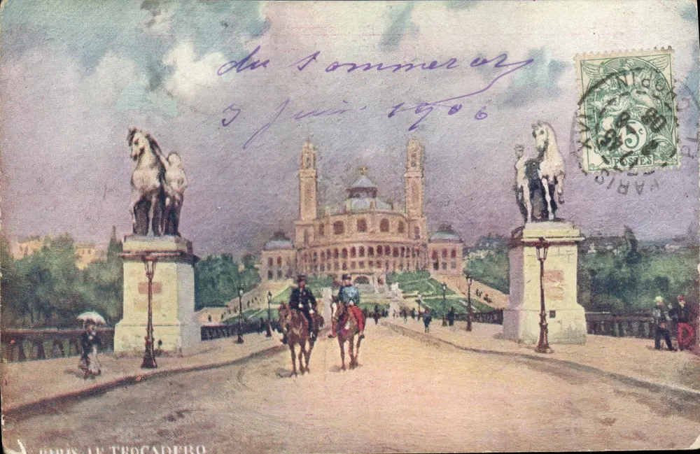 Paris - O Trocadéro — vista do ponte e do Palácio de Chaillot — editor Paris Le Trocadéro - Frente
