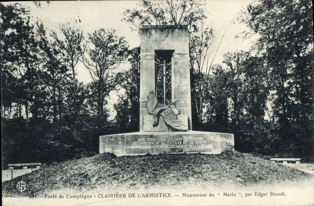 Forêt de Compiègne - Clairière de l'Armistice — Denkmal des "Matin", von Edgar Brandt - Vorderseite