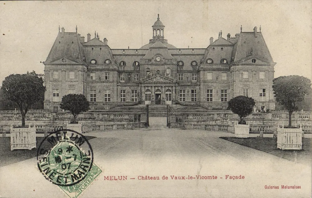 MELUN — Castelo de Vaux-le-Vicomte — Fachaça — Galeries Melunaises - Frente