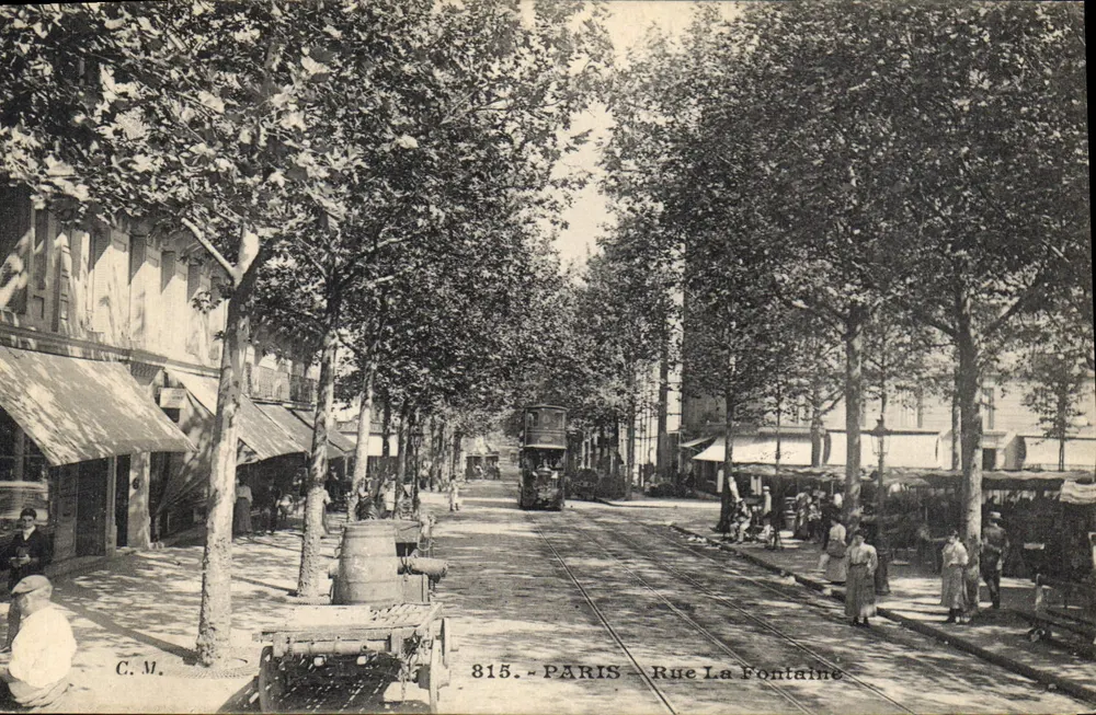 Paris - Rue La Fontaine — vista da rua com trêm e árvores — C.M. n°815 - Frente