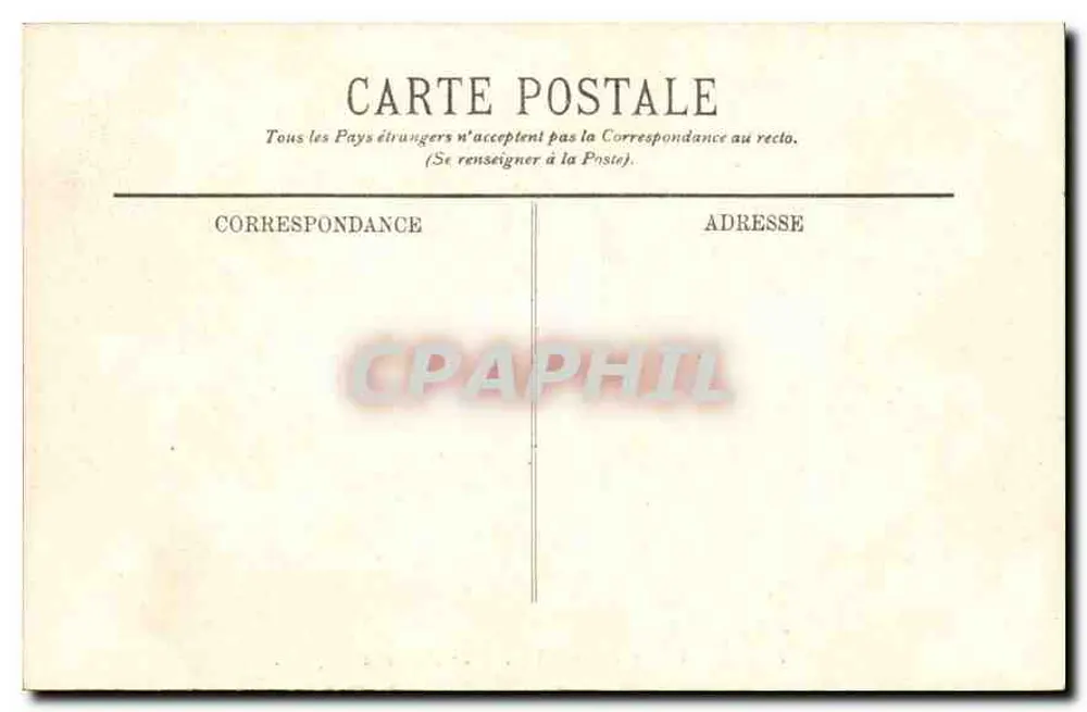Paris — Kapelle Louis XVI — Garten der Kapelle - Rückseite