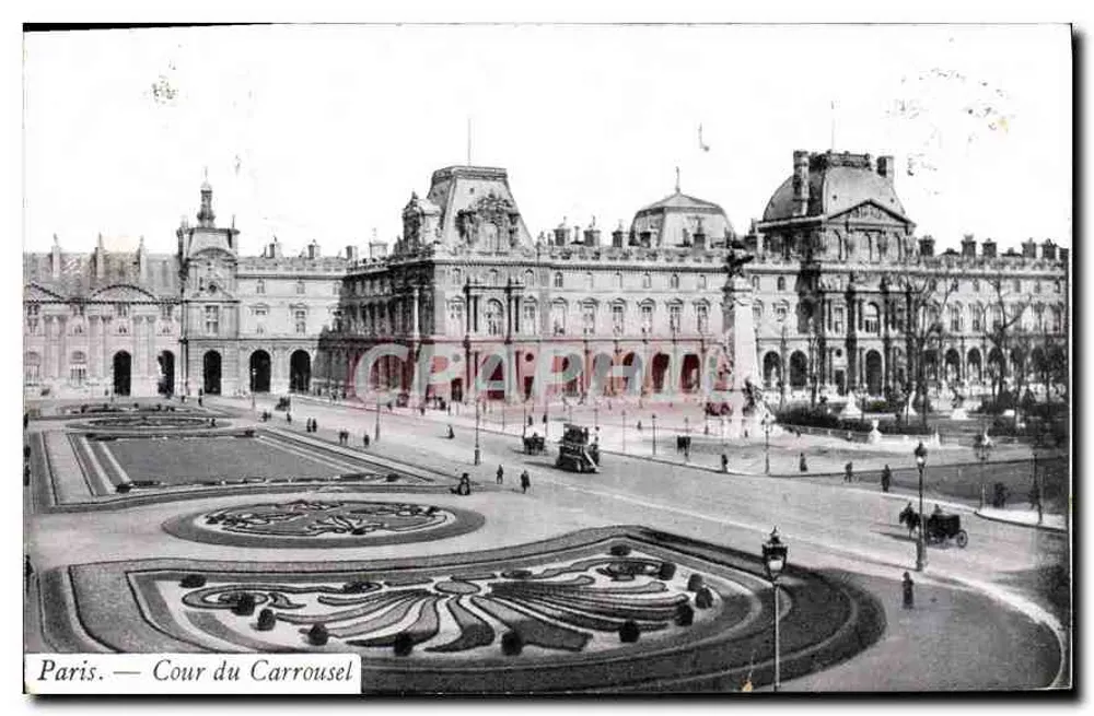 Paris. — Cour du Carrousel - Frente