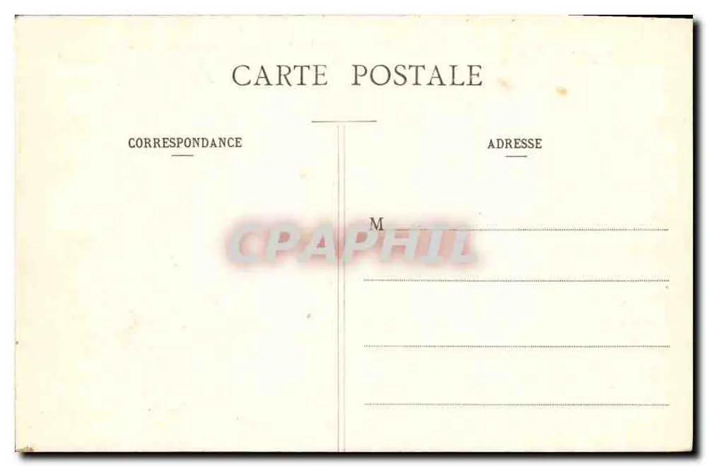 Paris - A Praça da Concórdia — Obelisco central, carruagens e pedestres — série 64 - Verso