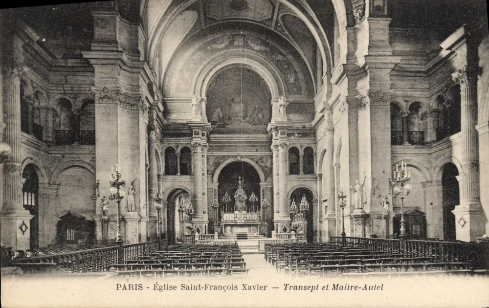 Paris - Kirche Saint-François Xavier — Querhaus und Hochaltar - Vorderseite