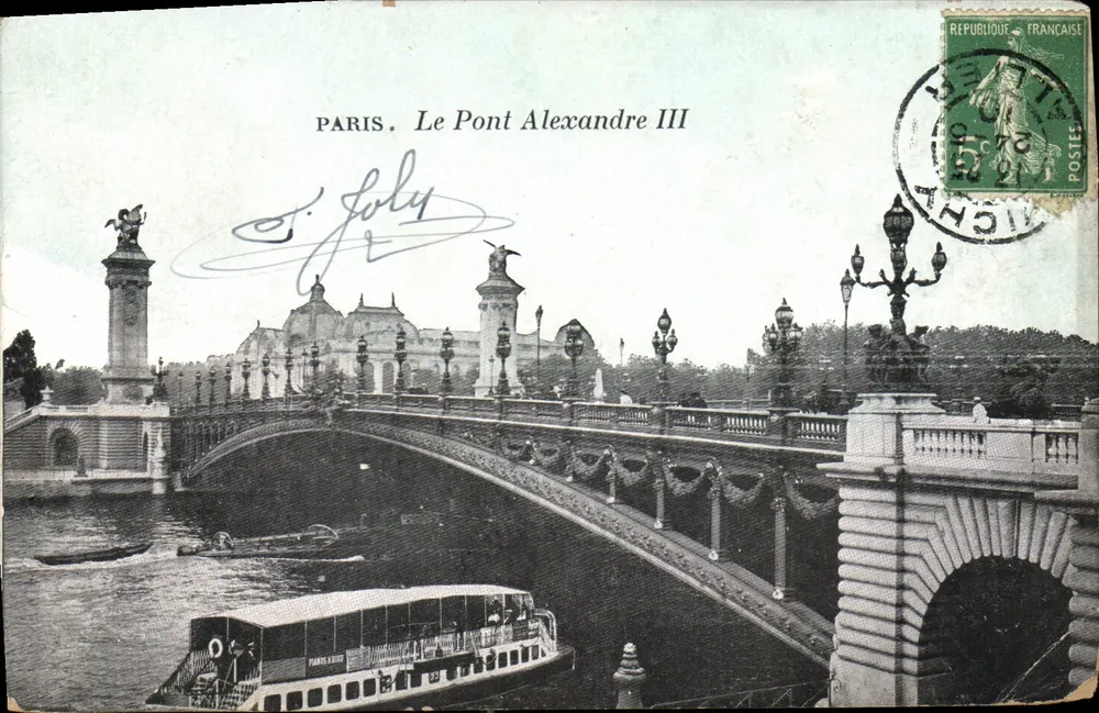 Paris. O Ponte Alexandre III — vista da ponte decorada com estátuas e barcos — editor não visível, número de série não visível - Frente