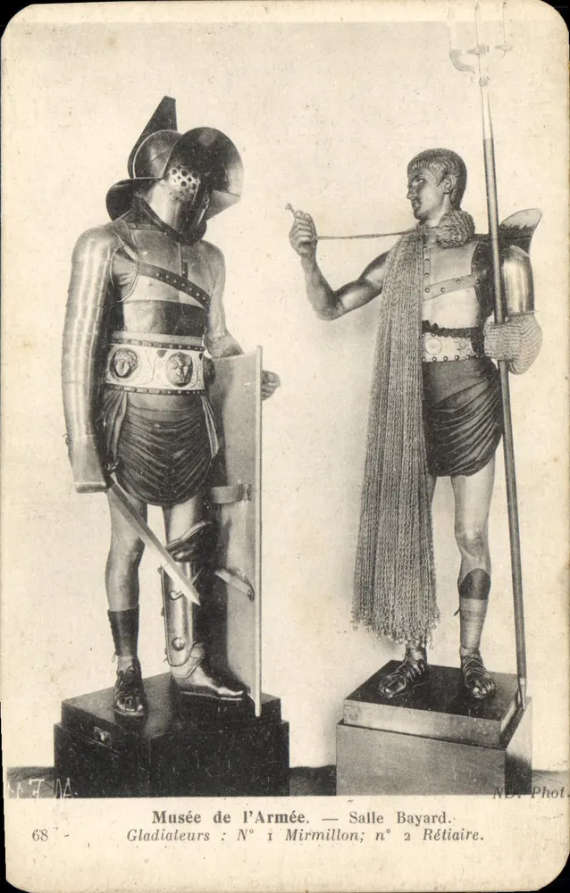 Gladiateurs — Musée de l'Armée, Salle Bayard — N°1 Mirmillon, N°2 Rétiaire — N.D. Phot. - Recto