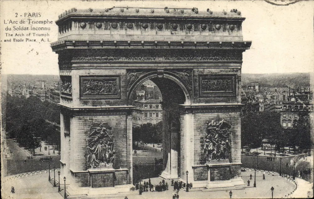 Paris — O Arco do Triunfo e a Praça da Estrela — A. Lecomte, n°2 - Frente
